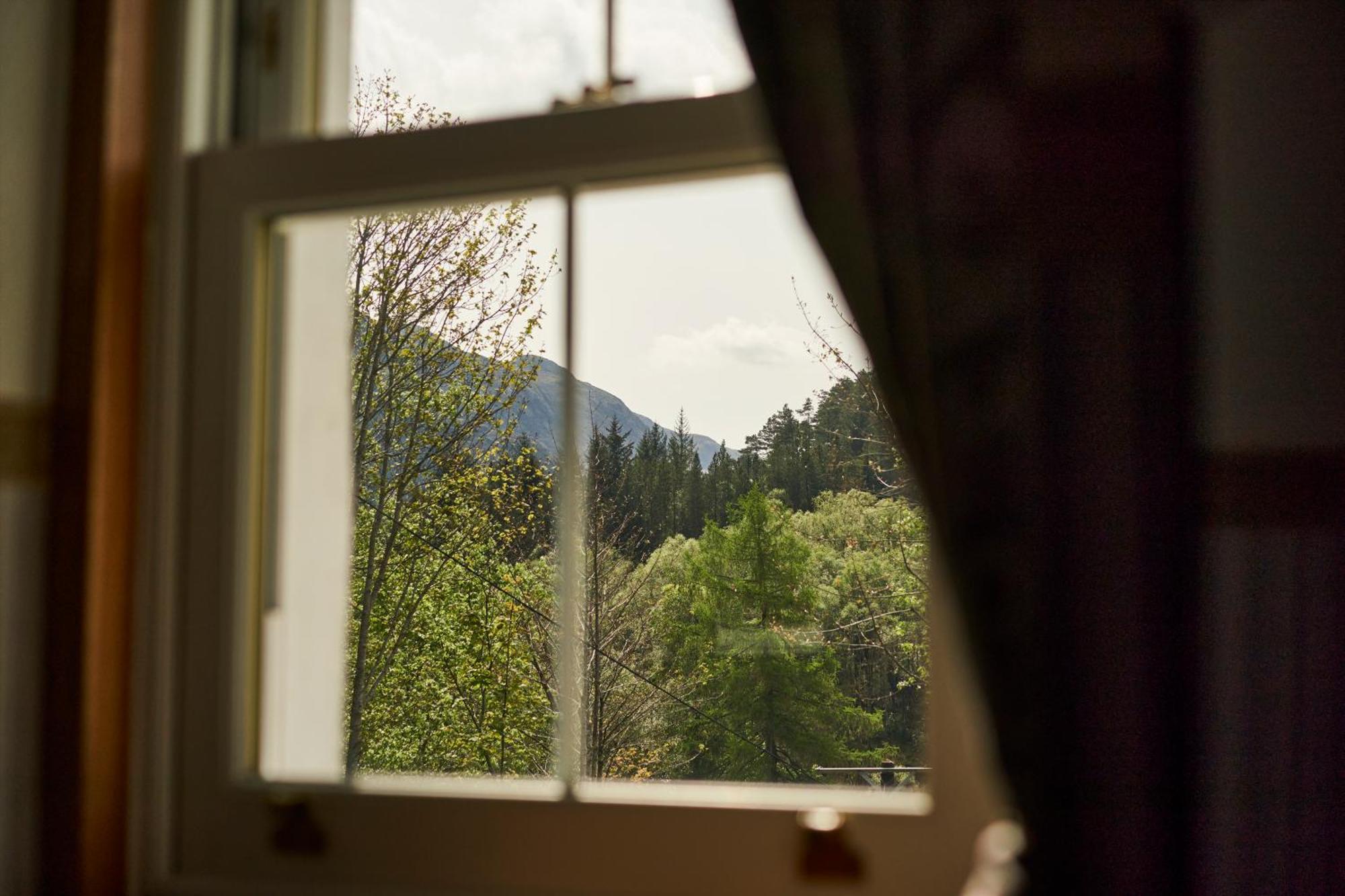 Stage House Bed & Breakfast Glenfinnan Kültér fotó