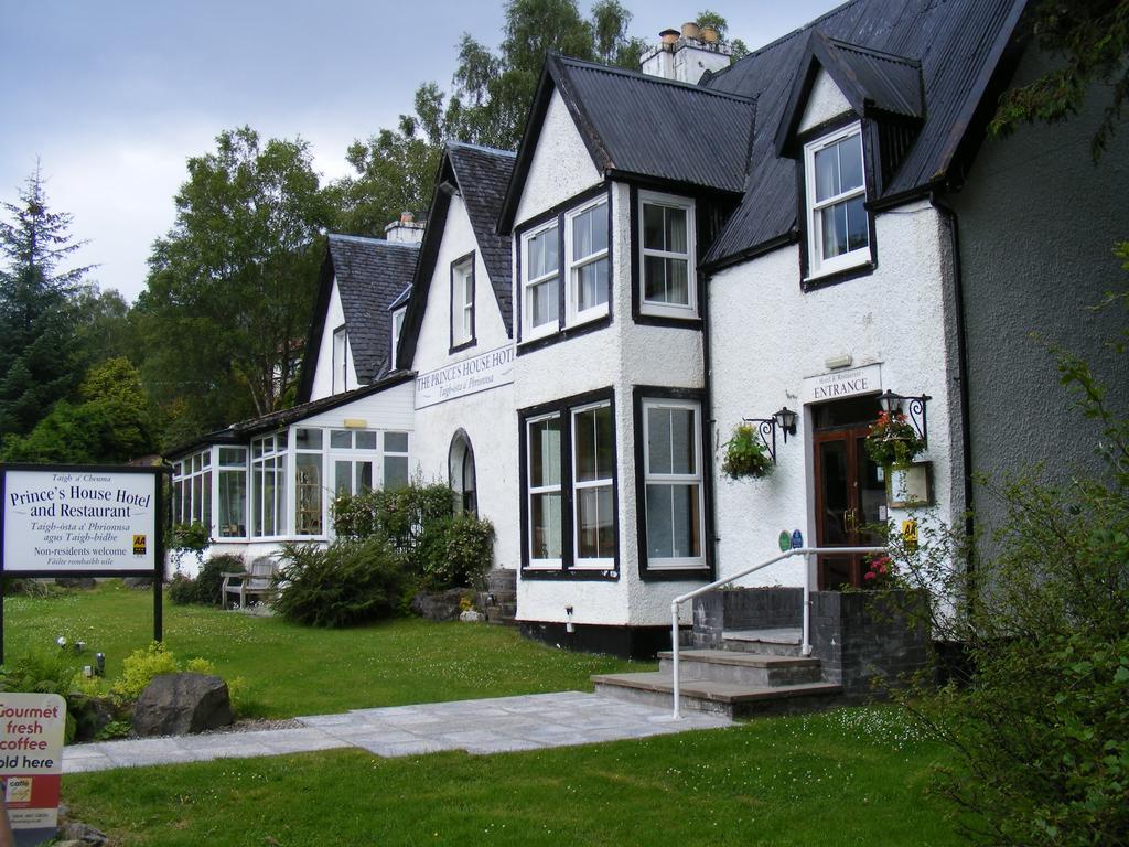 Stage House Bed & Breakfast Glenfinnan Kültér fotó